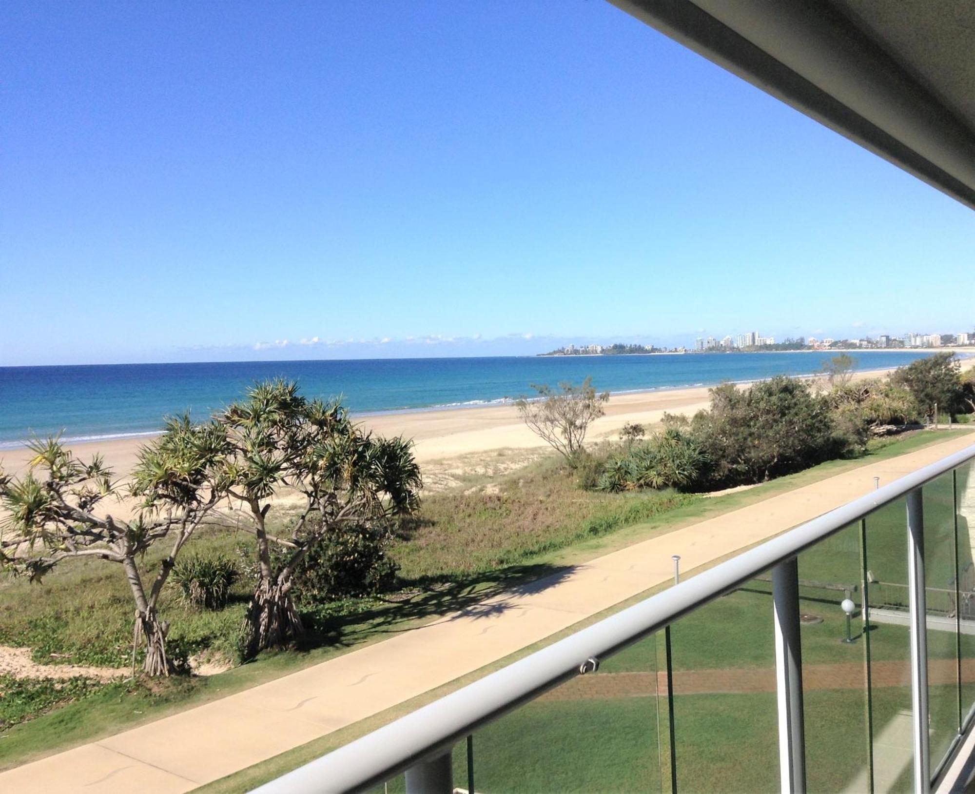 Pacific Surf Absolute Beachfront Apartments Gold Coast Eksteriør billede